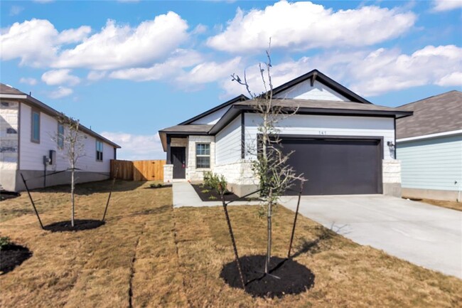 Photo - 141 Quiet Man Dr Casa