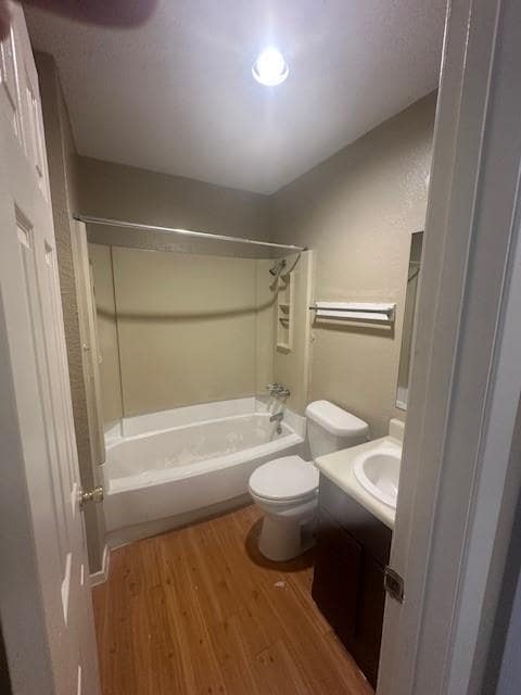 Photo - 9902 Roxanna Dr