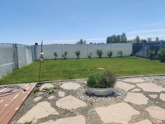 Photo - 1034 SE Hamilton Rd