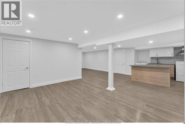 Photo - 3157 Glenwood Ave