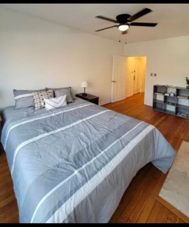 Photo - 681 W Wrightwood Ave Unidad 2E