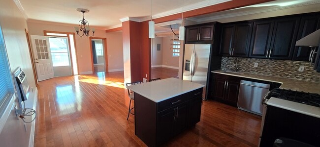 Photo - 8522 115th St Unidad Second Floor