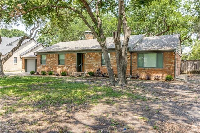 Building Photo - 5831 Elderwood Dr Rental