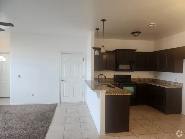Building Photo - 332 N Bronco Way Unit 332 Rental