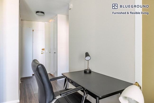 Photo - 3450 N Lake Shore Dr Unit FL10-ID1357