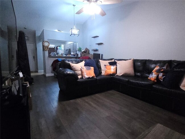 Photo - 2510 King Oak Cir