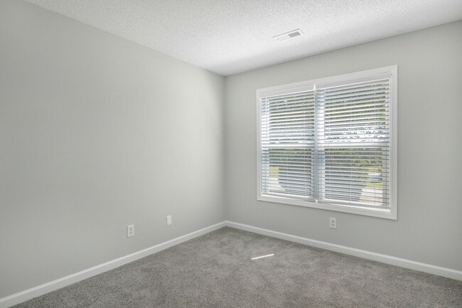 15-web-or-mls-1-wendy-hill-court-powdersville-sc-usa-003