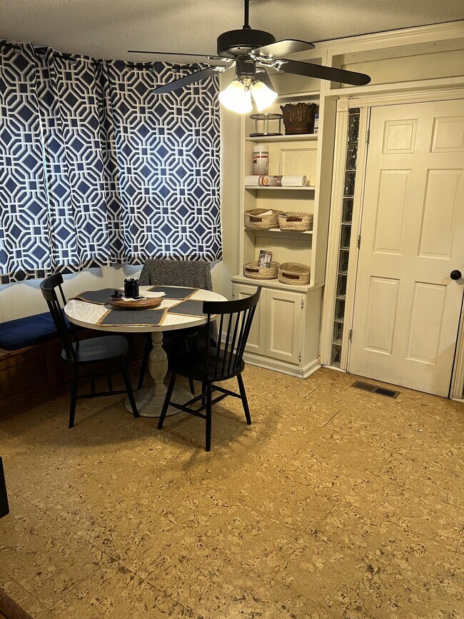 Photo - 1837 W Ora Dr