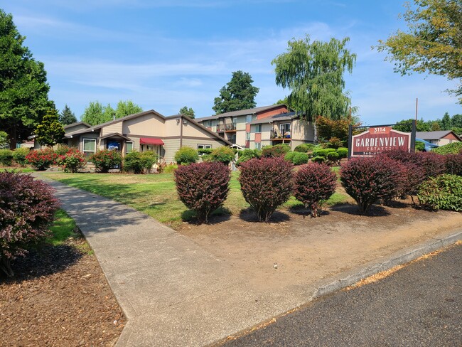 Gardenview Estates - Gardenview Estates Apartments