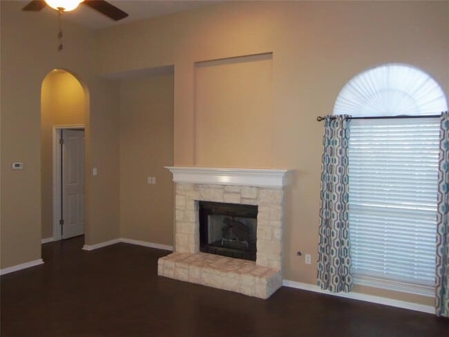 Photo - 8916 Colberg Dr