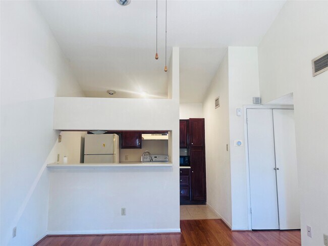 Photo - 2121 El Paseo St Unit 2006