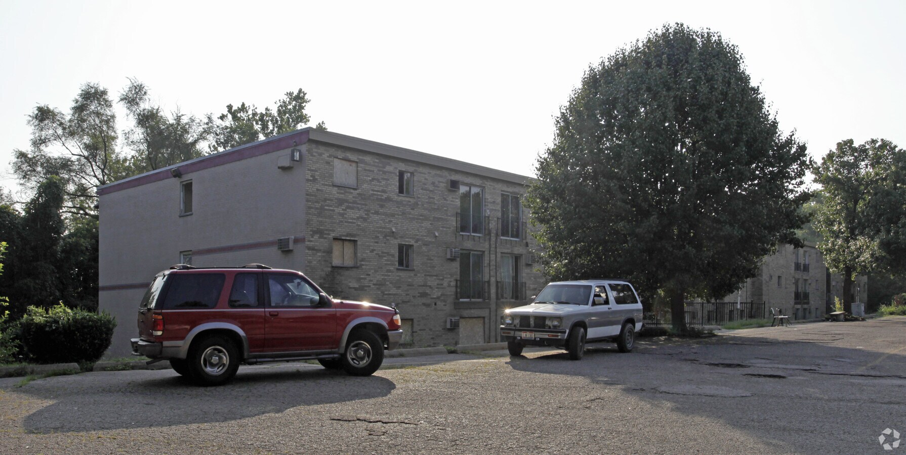 Photo - Creekside Apartments