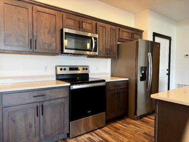 Photo - 1595 N 25th Ave Unidad 105