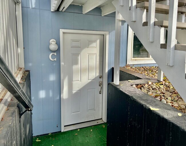 Photo - 6205 E Ohio Ave Unit C