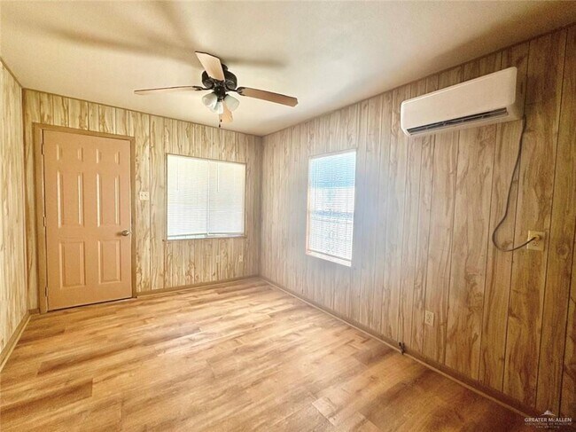 Photo - 503 W Park Ave House