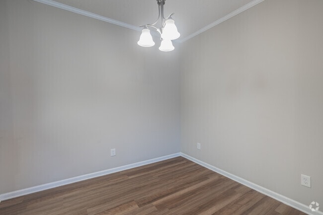 2BR, 2BA - 1,080SF - Dining Room