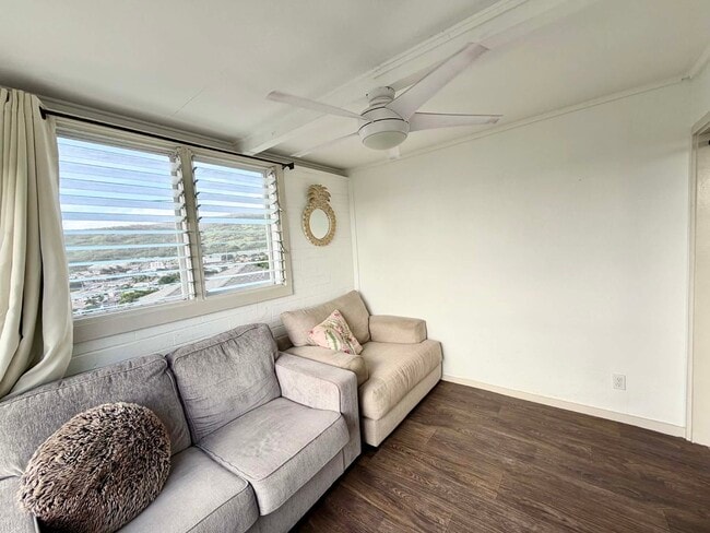 Photo - 1576 Elua St