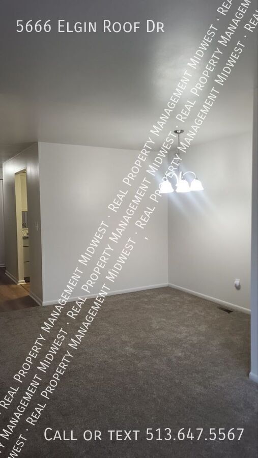 Photo - 5666 Elgin Roof Dr