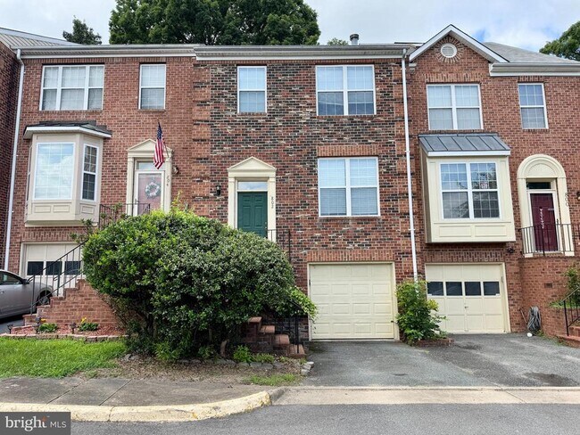 Building Photo - 802 Stafford Glen Ct Rental