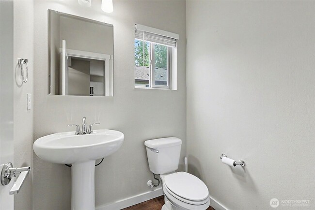 Photo - 348 Partlon St