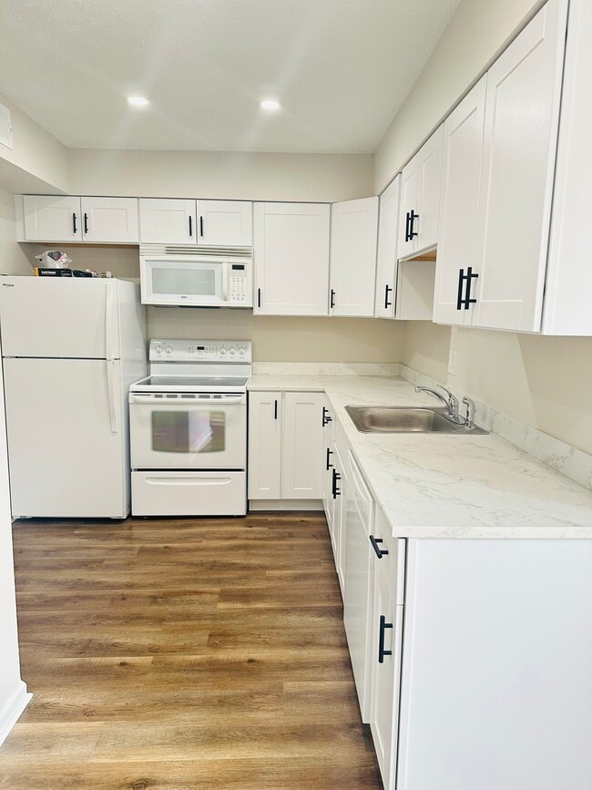 Photo - Ivy Ridge Apartments 130-138 Unit 136