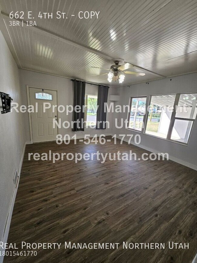 Photo - 662 4th St S