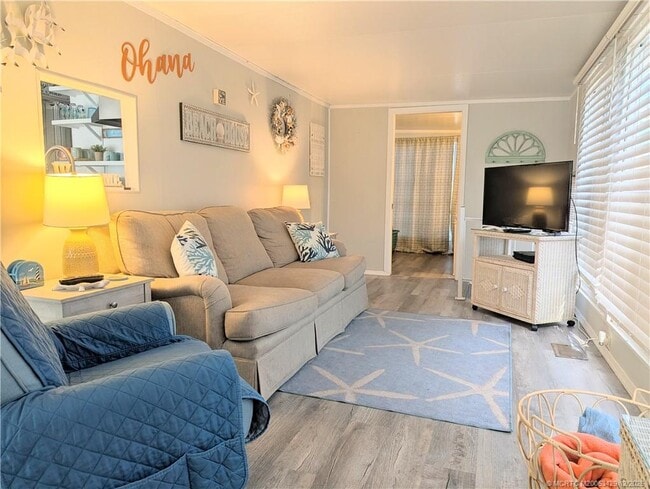 Photo - 438 Nettles Blvd