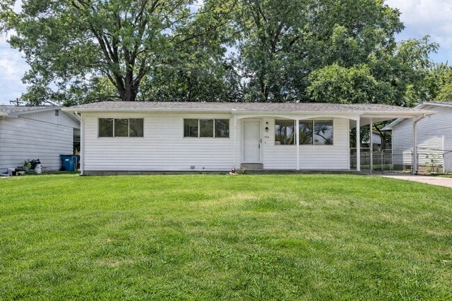 Photo - 906 Chula Dr