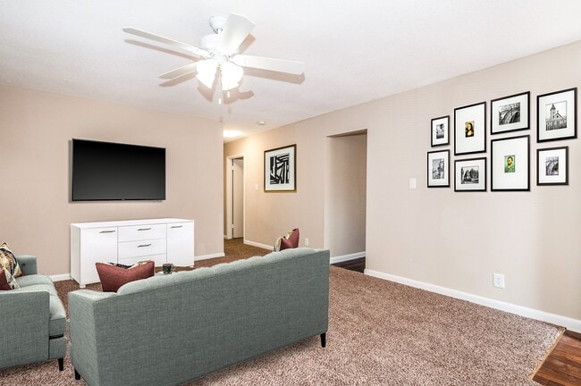 Photo - Home near Tobacco Trail in Durham!