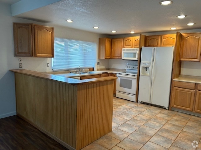 Kitchen 1 - 212 Carnahan Ave Rental