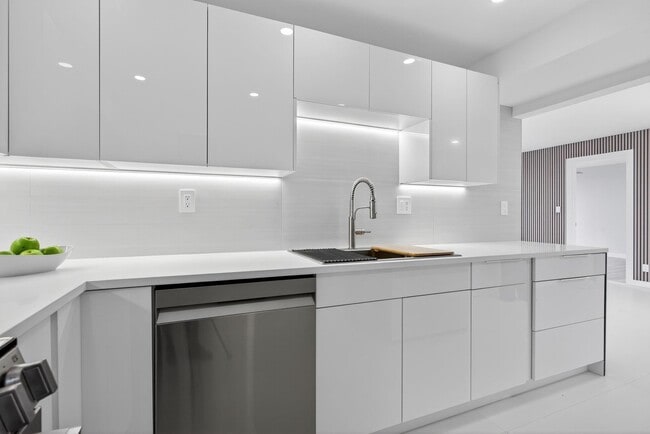 Photo - 525 N Ocean Blvd Unit 422