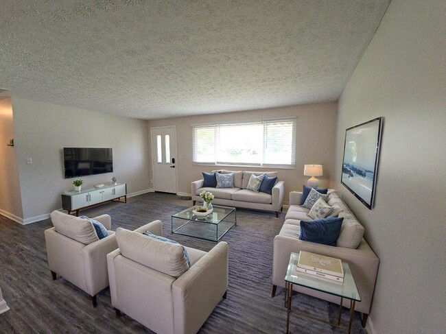 Photo - 5612 Harshmanville Rd