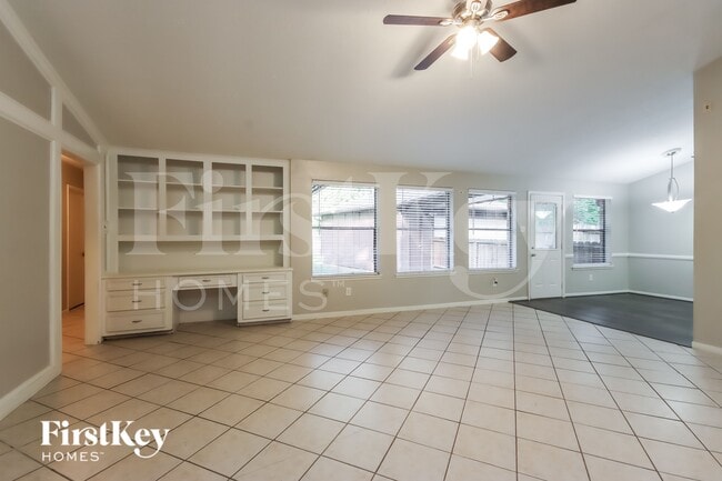 4014 Cedar Forest Dr