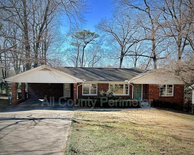 Building Photo - 1471 Thomas Rd