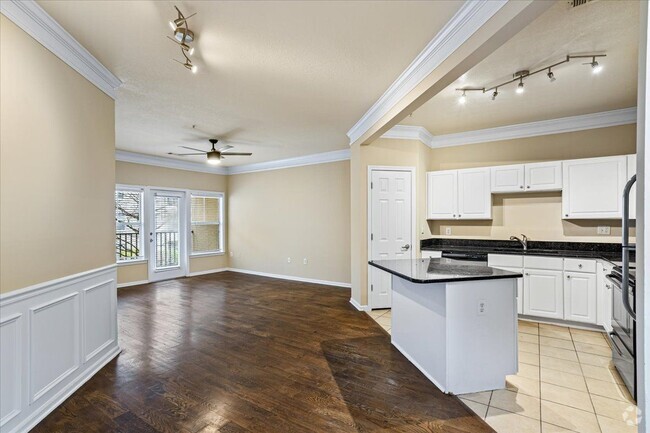 Building Photo - 1850 Cotillion Dr Rental