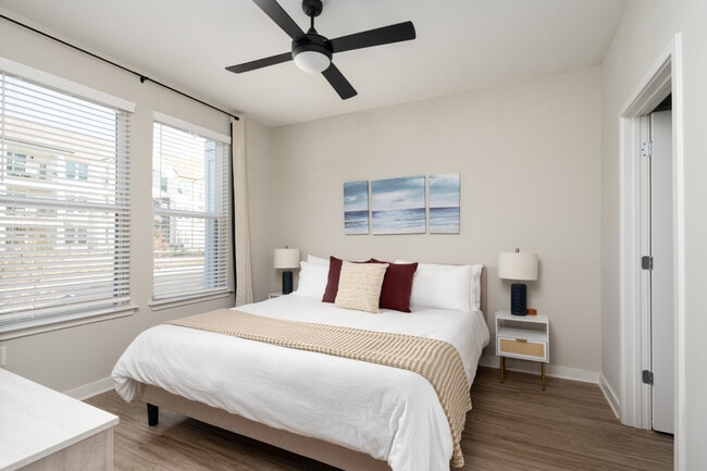 Photo - 110 Addison Rd Unidad SI ID1223267P