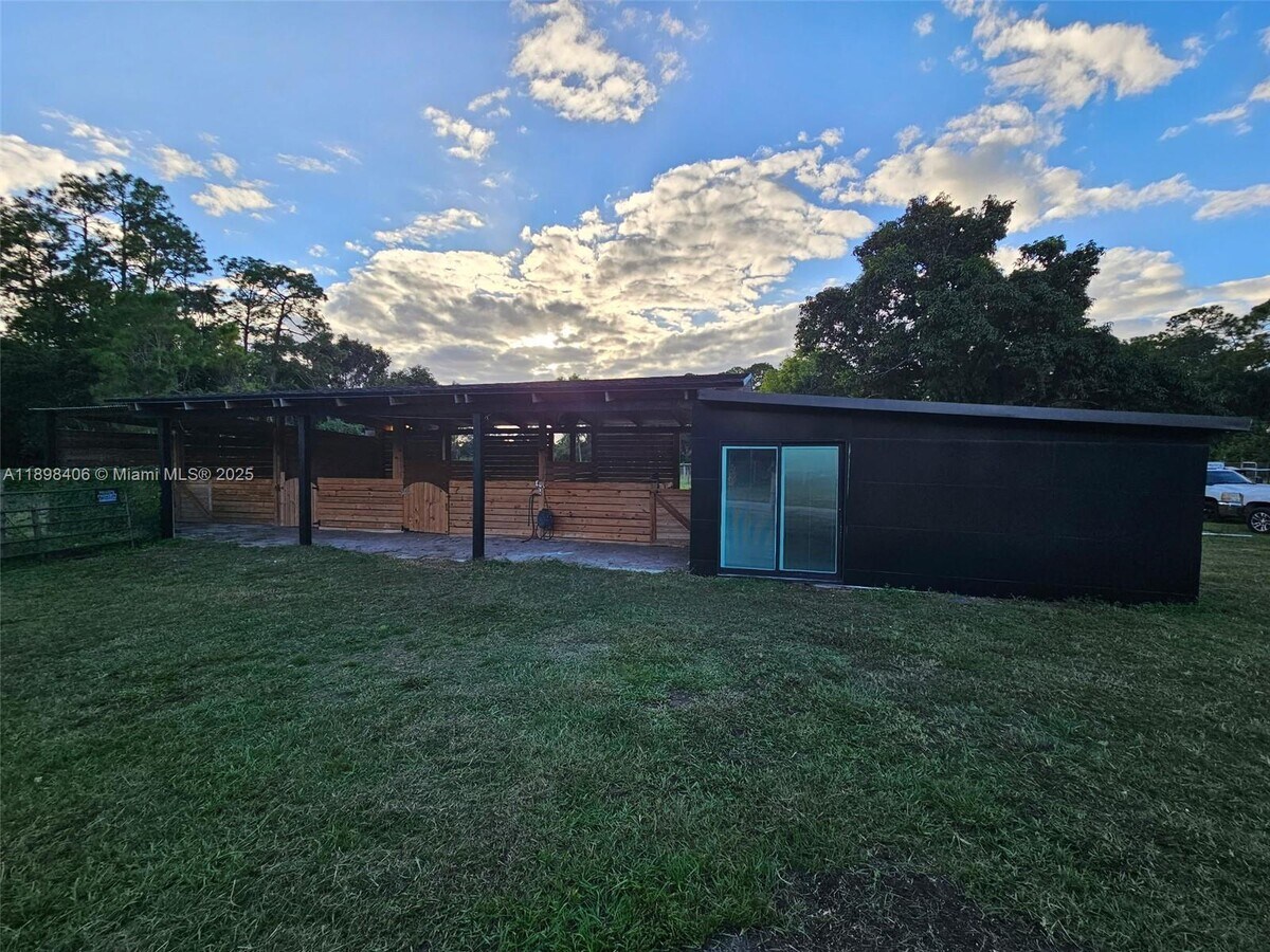 Photo - 15696 Ferris Pl Unit 0