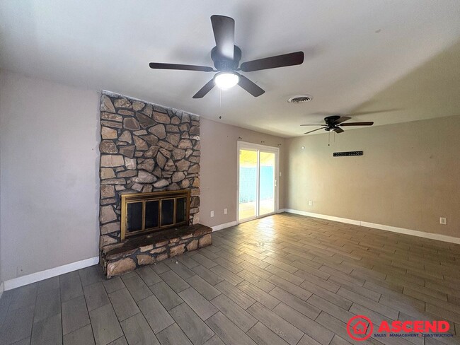 Photo - 821 Oregon St Unit 821 Oregon #D