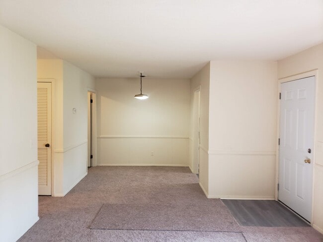 Photo - 6 Hallcox St Unit B