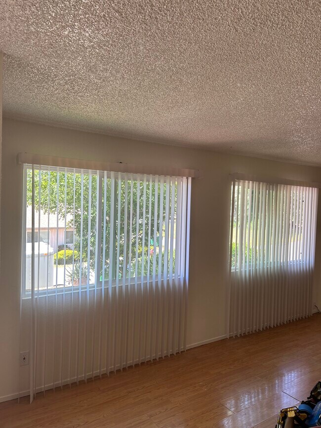 Photo - 2107 Elizabeth St Unidad 2