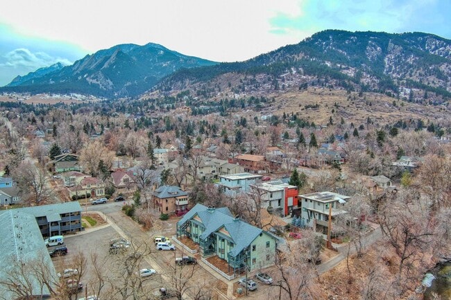 Photo - 1725 7th St Unit #6