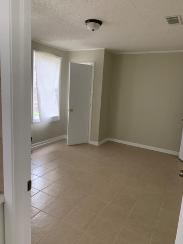 Photo - 4242 Monroe Ave