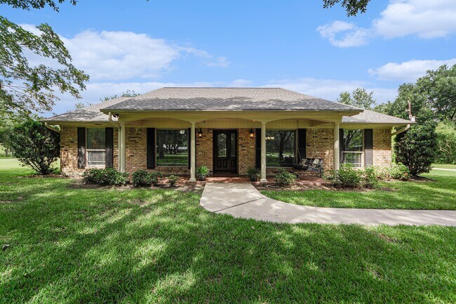 Photo - 17615 Swansbury Dr