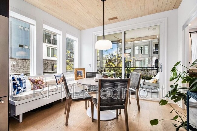 Photo - 395 Pratt Dr SE Unit 801