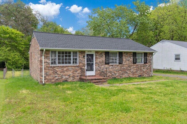 Photo - 4830 Kinloch Ln