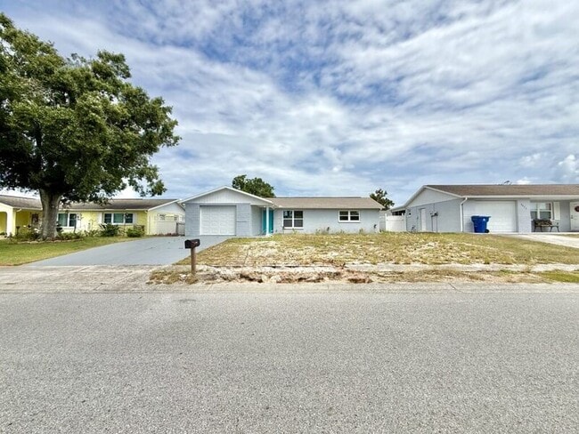 Photo - 6417 Sutherland Ave