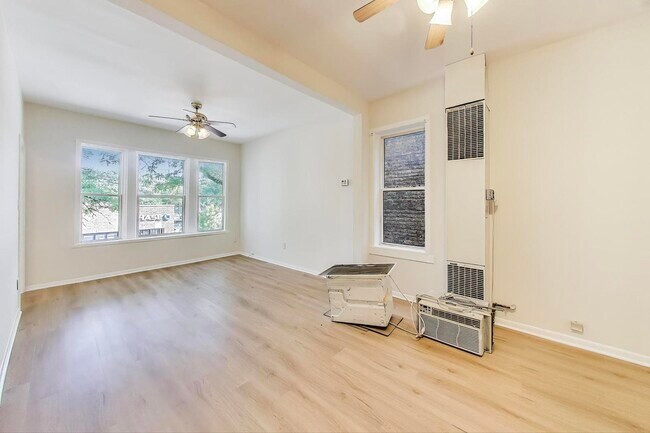 Photo - 1131 W Taylor St Unit 2F