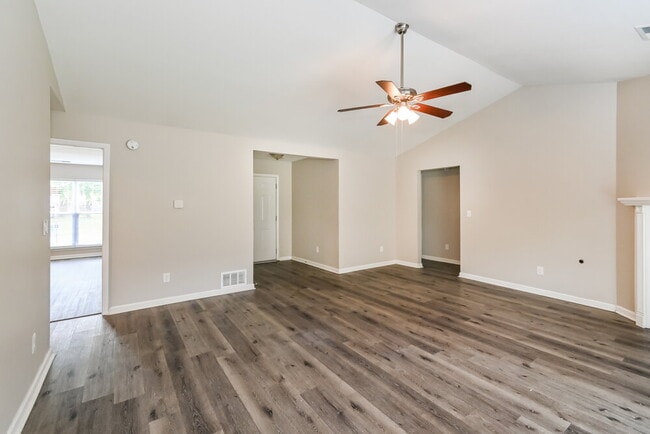 Photo - 13183 Sandbourne S