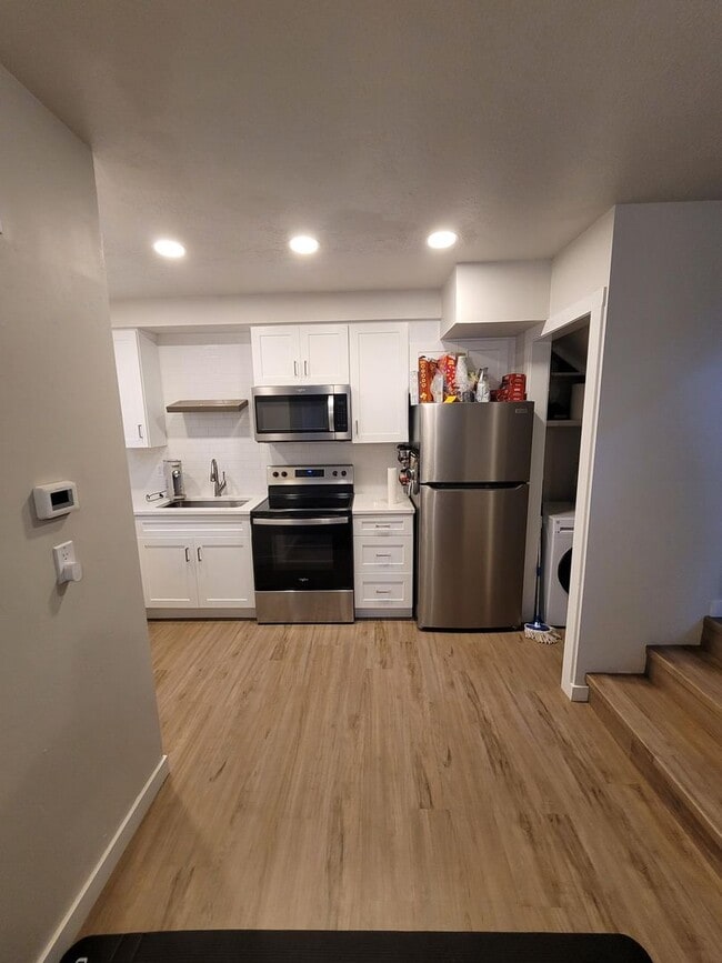 Photo - Cherry Lane Commons Unit 2435 W Cherry Ln Apt 2