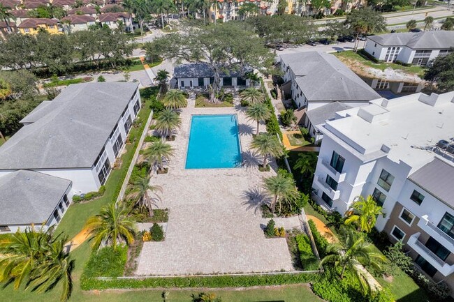 Photo - 250 W Hidden Valley Blvd